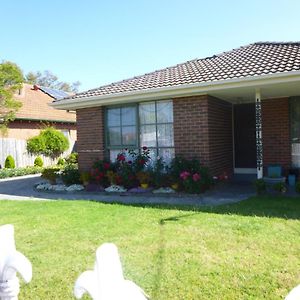 Apartamento Effie Court Springvale South Exterior photo