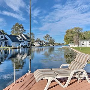 Waterfront Syracuse Home Deck, Fire Pit And Kayaks Exterior photo