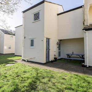 Redwood Villa Harlech Exterior photo