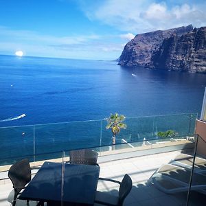 Apartamento Magnificent Apt. With Sea View, Cliff & Marina Santiago del Teide Exterior photo