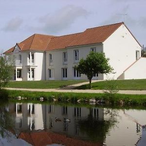 Hotel L'Orée des Châteaux Bracieux Exterior photo