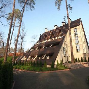 Kolyba House Hotel Kiev Exterior photo