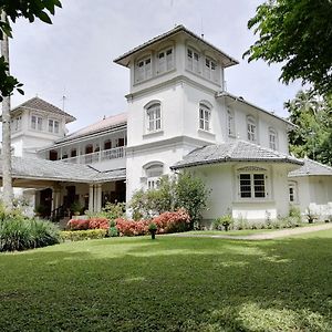 Manor House-Kandy Exterior photo