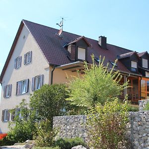 Hotel Gaestehaus Memmelhof Neuburg an Der Donau Exterior photo