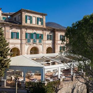 Hotel Marchese Del Grillo Fabriano Exterior photo