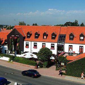 Park Hotel Průhonice Exterior photo