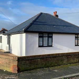 Cosy Corner Villa Littlehampton Exterior photo