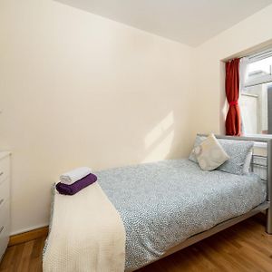 Single Room G1 Londres Exterior photo