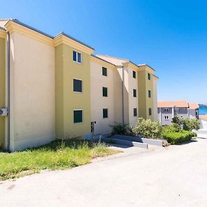 Three-Bedroom Apartment In Okrug Gornji I Trogir Exterior photo