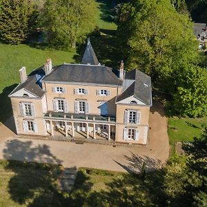 Manoir Des Etrichets Bed and Breakfast Saint-Saturnin  Exterior photo