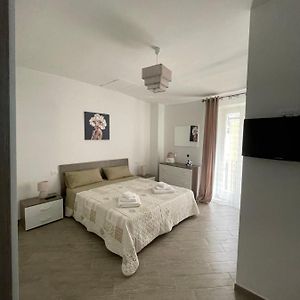 Apartamento Sott A 'Sernia Isernia Exterior photo