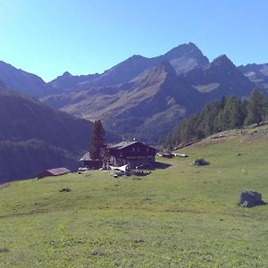 Hotel Stadel Soussun Champoluc Exterior photo