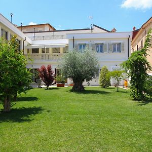 Residenza San Flaviano, Relais Di Charme Bed and Breakfast LʼAquila Exterior photo