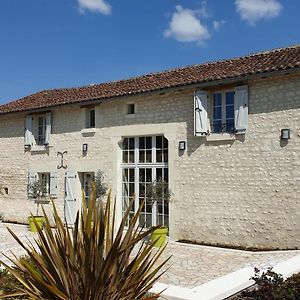 La Tour Du Raygnier Bed and Breakfast Verneuil-le-Chateau Exterior photo