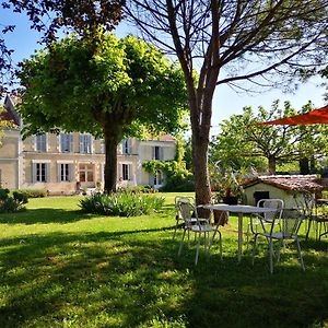 La Burie Bed and Breakfast Saint-Savinien Exterior photo