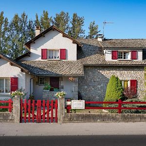 Aux Peupliers Bed and Breakfast Le Malzieu-Ville Exterior photo