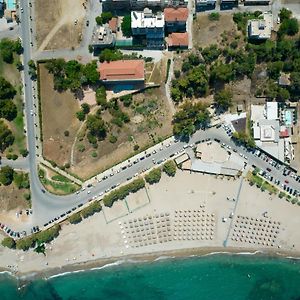Elegant Beach Hotel Kyparissia Exterior photo
