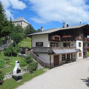 Garni Juri Bed and Breakfast La Villa  Exterior photo