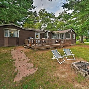 Idyllic Edinboro Escape Walk To Beach And Lake Exterior photo