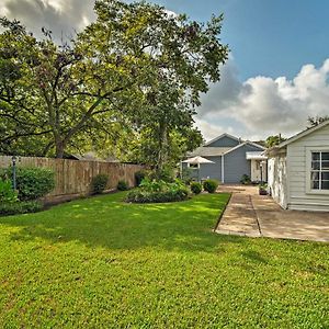 Cozy Brenham Cottage With Private Patio And Yard! Exterior photo