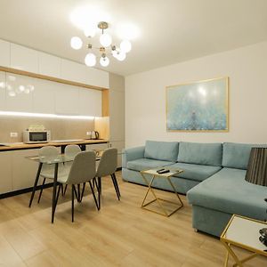 Miku Apartment-Premium 2Bd At Wilson Square Tirana Exterior photo