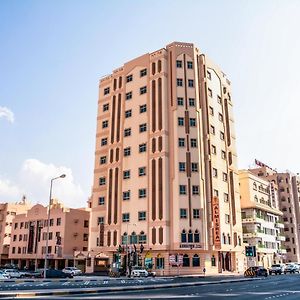 Apartamento Al Misrea Tower Manama Exterior photo