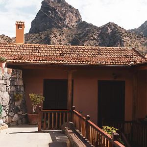 Casa rural Los Madroños Villa Vallehermoso Exterior photo