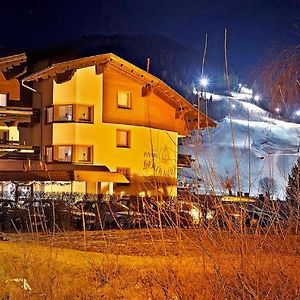 Hotel Pension Gertraud Bad Kleinkirchheim Exterior photo