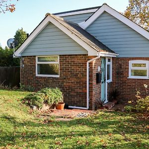 Cosy Cottage Sidley Exterior photo