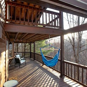 Treetops Cabin Easy To Asheville With Fast Wifi And Great View Swiss Exterior photo