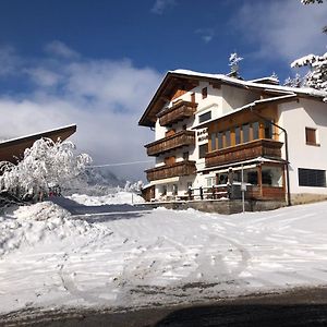 Hotel Garni Irsara San Cassiano  Exterior photo