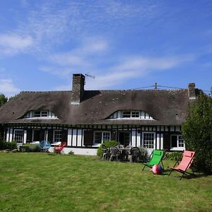 Belle Longère normande, cheminée et jardin arboré Villa Canville-les-Deux-Églises Exterior photo