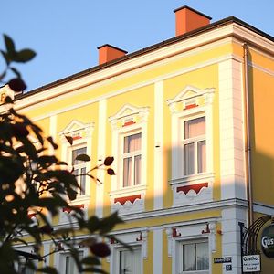 Hotel Gasthof Franzl Wilhelmsburg Exterior photo