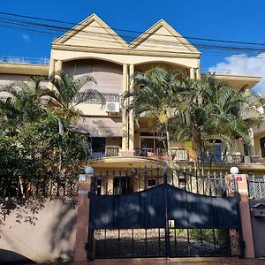 Apartments La Colombe Mont-Choisy Exterior photo