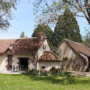 Hotel Le Petit Pavillon Cheverny Exterior photo