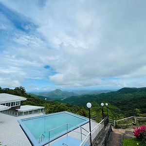 La View Mountain Resort Damasanan Exterior photo
