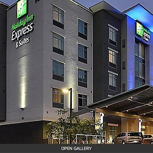 Holiday Inn Express & Suites - Jacksonville-Camp Lejeune Area, An Ihg Hotel Exterior photo