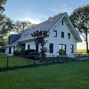 Apartamento Boerderijkamer Zonlicht Lutten Exterior photo