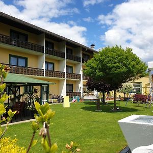 Hotel Garni Hutter Unterburg am Klopeiner See Exterior photo