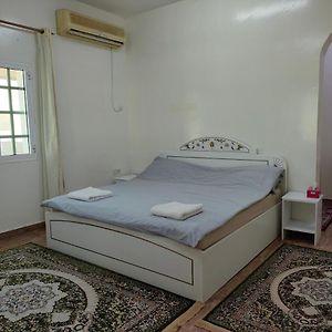 Apartamento Ras Al Hadd Orchid Room photo