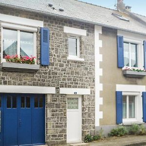 Gorgeous Apartment In Vilde-La-Marine, Hirel Saint-Benoît-des-Ondes Exterior photo