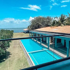 Villa Lagoonscape Negombo Exterior photo