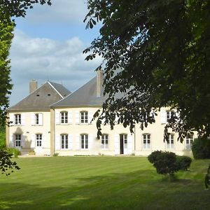 Maison D'Hotes Le Chateau De Puxe Exterior photo