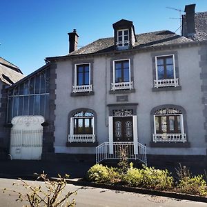 Maison De Bourg Dans Le Cantal Villa Champagnac  Exterior photo