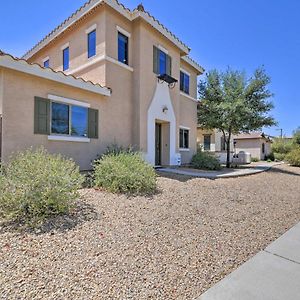 Peaceful Arizona Escape Grill&Pool Access! Villa Goodyear Exterior photo