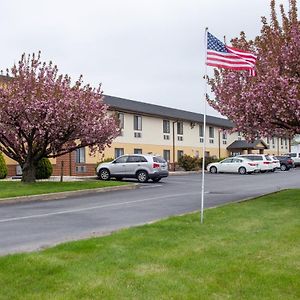 Eastbrook Inn Ronks Exterior photo