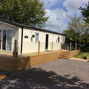 Lake District Cumbria Gilcrux Solway Firth Cabin Wigton Exterior photo