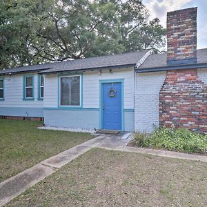 Jacksonville Retreat With Pool And Yard - 3 Mi To Zoo! Exterior photo