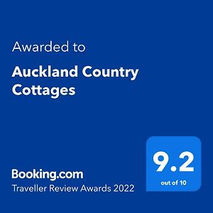 Auckland Country Cabañas Bed and Breakfast Clevedon Exterior photo
