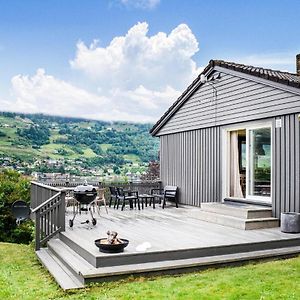 Cozy Home In Ulvik With Wifi Exterior photo